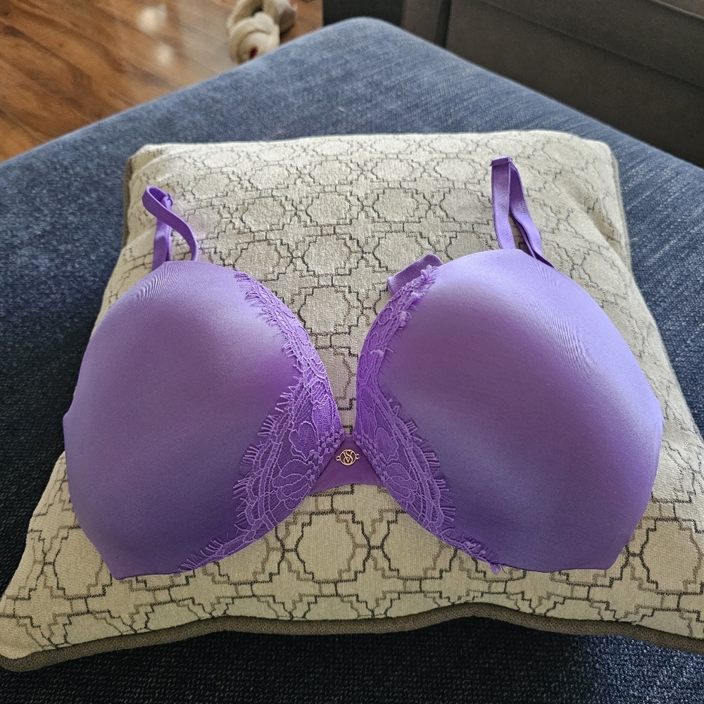 Victorias Secret bra